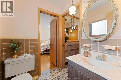 2360 Leonard Road Windsor ON N8W 4L7