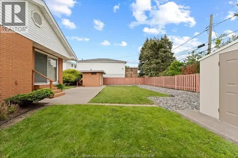 2360 Leonard Road Windsor ON N8W 4L7