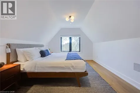 103 Harcourt Avenue Toronto ON M4J 1J3
