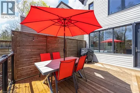 103 Harcourt Avenue Toronto ON M4J 1J3