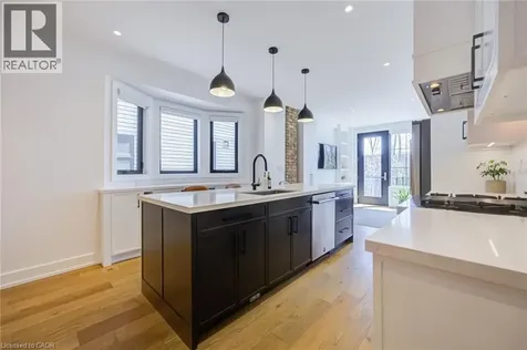 103 Harcourt Avenue Toronto ON M4J 1J3