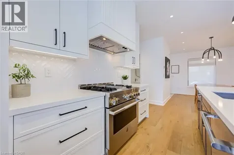 103 Harcourt Avenue Toronto ON M4J 1J3