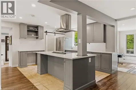 1262 Hidden Valley Road Burlington ON L7P 0T5