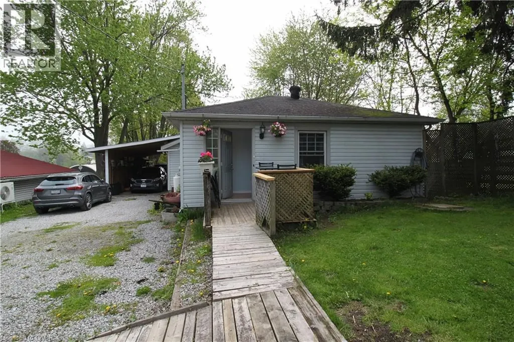 31 Nanticoke Valley Road Nanticoke ON N0A 1L0