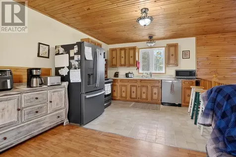 2359 Nepewassi Lake Road Markstay ON P0M 2G0