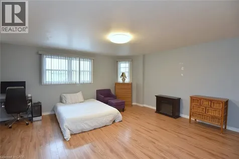 126 Bastille Street Hamilton ON L9B 2G9