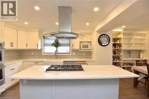 126 Bastille Street Hamilton ON L9B 2G9