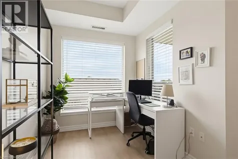 5070 Fairview Street Burlington ON L7L 0B8
