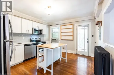 137 Sherman Avenue South Hamilton ON L8M 2R1