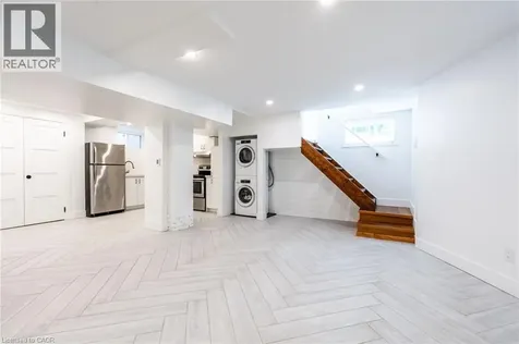 137 Sherman Avenue South Hamilton ON L8M 2R1