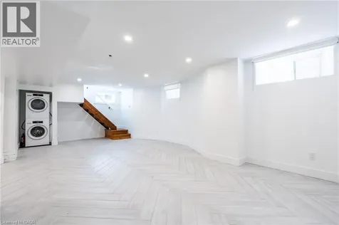 137 Sherman Avenue South Hamilton ON L8M 2R1