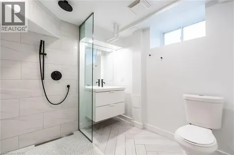 137 Sherman Avenue South Hamilton ON L8M 2R1
