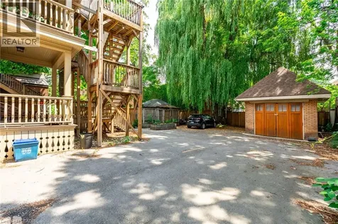 137 Sherman Avenue South Hamilton ON L8M 2R1