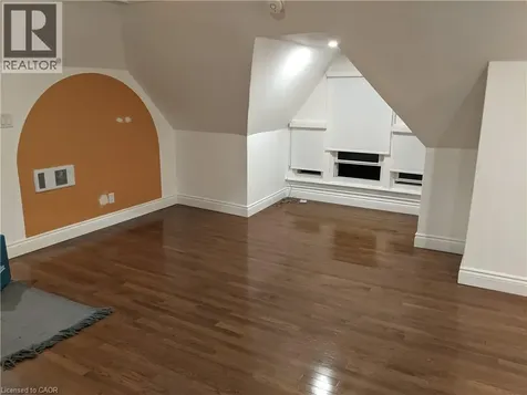 137 Sherman Avenue South Hamilton ON L8M 2R1