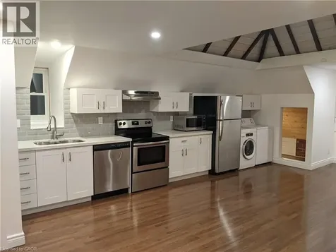 137 Sherman Avenue South Hamilton ON L8M 2R1
