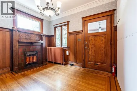 137 Sherman Avenue South Hamilton ON L8M 2R1