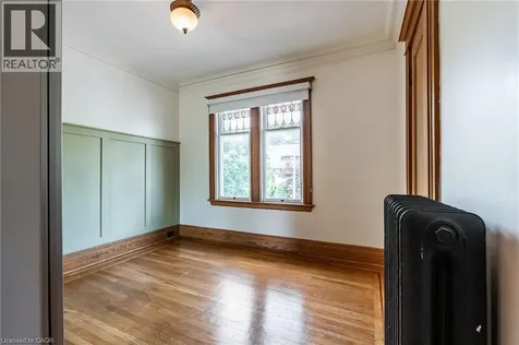 137 Sherman Avenue South Hamilton ON L8M 2R1