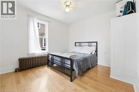 15 Avenue Place Welland ON L3B 4B2