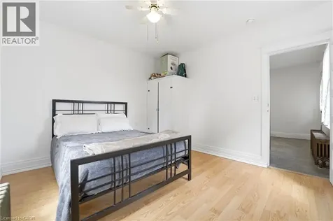 15 Avenue Place Welland ON L3B 4B2