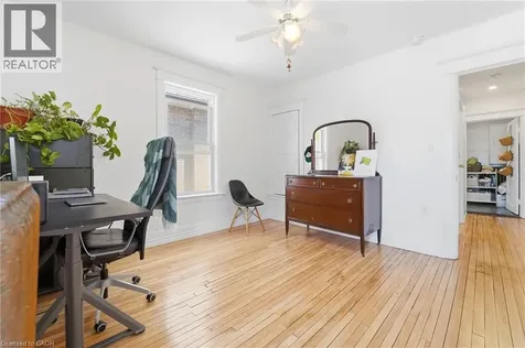 15 Avenue Place Welland ON L3B 4B2