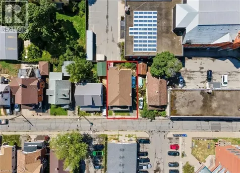 15 Avenue Place Welland ON L3B 4B2