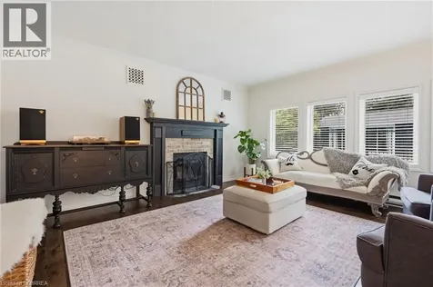 35 Golfdale Road Brantford ON N3T 5H6