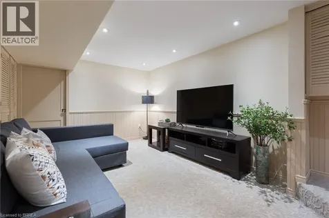 35 Golfdale Road Brantford ON N3T 5H6