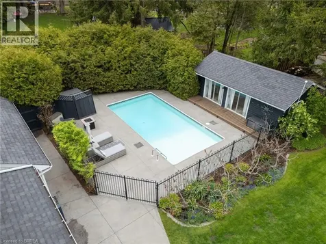 35 Golfdale Road Brantford ON N3T 5H6