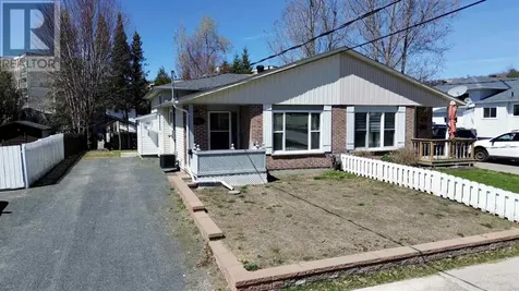 54A Washington Crescent Elliot Lake ON P5A 2L7