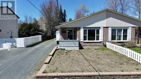 54A Washington Crescent Elliot Lake ON P5A 2L7