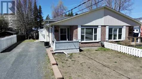 54A Washington Crescent Elliot Lake ON P5A 2L7
