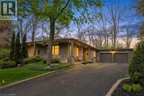 10 Gaywood Gardens Brantford ON N3T 5J8