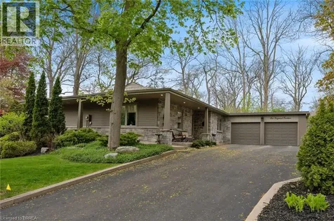 10 Gaywood Gardens Brantford ON N3T 5J8