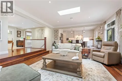 10 Gaywood Gardens Brantford ON N3T 5J8