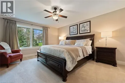 10 Gaywood Gardens Brantford ON N3T 5J8