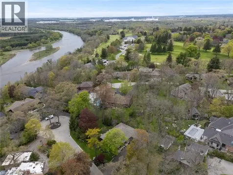 10 Gaywood Gardens Brantford ON N3T 5J8