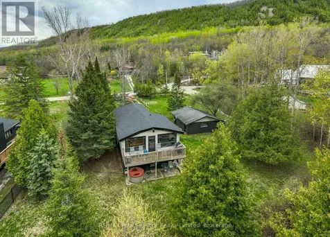 220 Hidden Lake Road Blue Mountains ON L9Y 0T6