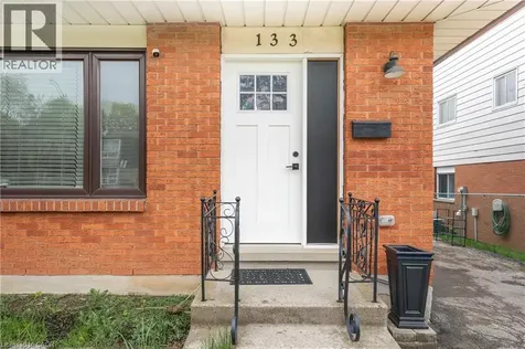 133 Elm Ridge Kitchener ON N2N 1J3