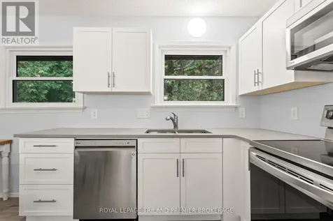 9632 Beachway Drive Lambton Shores ON N0N 1J3