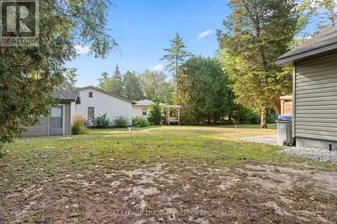 9632 Beachway Drive Lambton Shores ON N0N 1J3