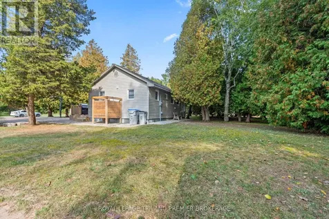 9632 Beachway Drive Lambton Shores ON N0N 1J3