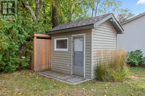 9632 Beachway Drive Lambton Shores ON N0N 1J3