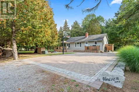 9632 Beachway Drive Lambton Shores ON N0N 1J3