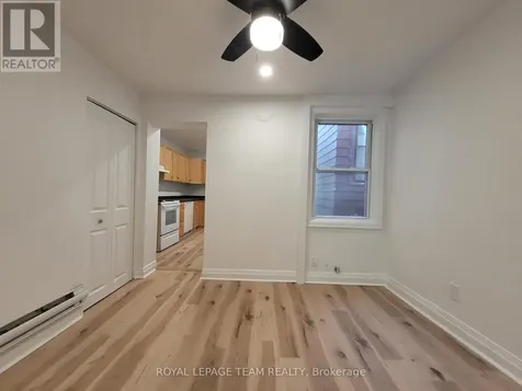 147 St Andrew Street Ottawa ON K1N 5G3