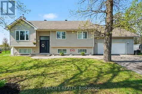 266 Clifford Campbell Street Ottawa ON K0A 1X0