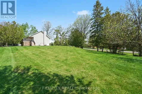 266 Clifford Campbell Street Ottawa ON K0A 1X0