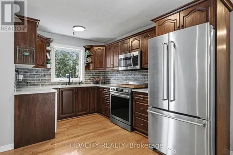 266 Clifford Campbell Street Ottawa ON K0A 1X0