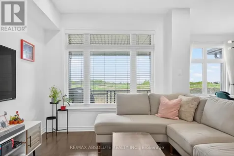 32 Verglas Lane Ottawa ON K1W 0P5