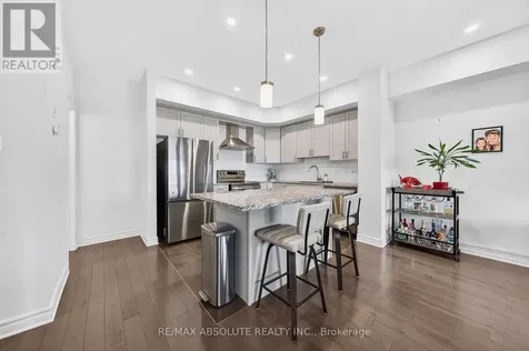 32 Verglas Lane Ottawa ON K1W 0P5