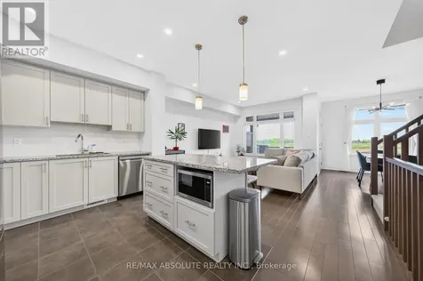 32 Verglas Lane Ottawa ON K1W 0P5